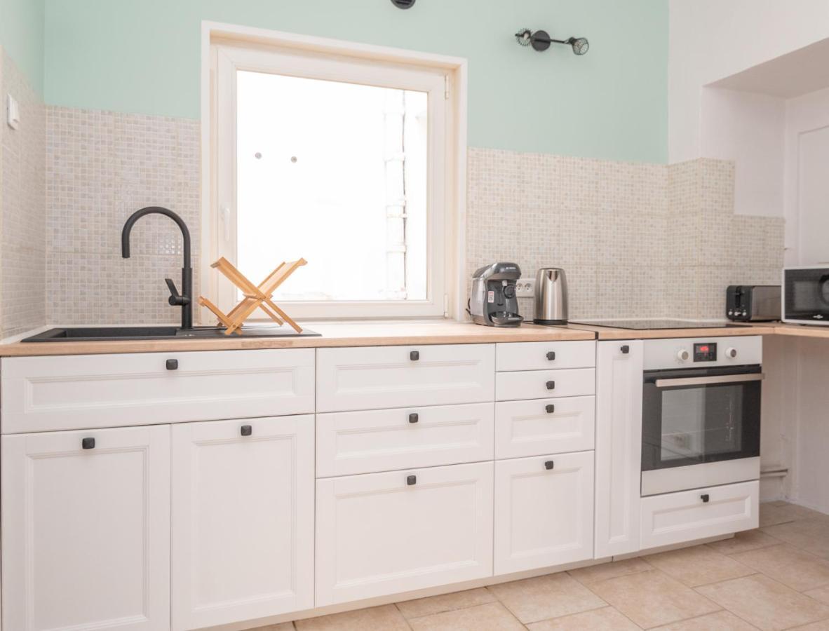 Appartement Cosy Au Centre Ville Avec Garage Chalon-sur-Saône Eksteriør billede